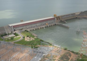 Seca e início da transposição ameaçam o rio São Francisco