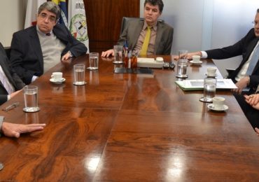 Governo e Ministério Público assinam termo de cooperação em prol do meio ambiente