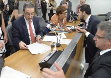 Comissão avalia emendas a projeto sobre taxa minerária