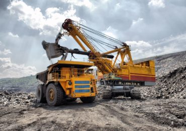 Governador sanciona Lei que altera destinação de taxas minerárias