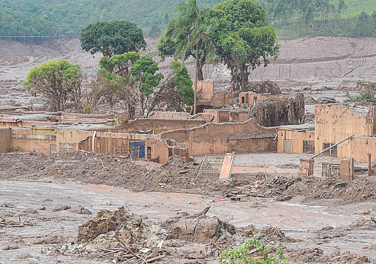 Samarco, Vale e BHP assinam acordo para reparação de vítimas