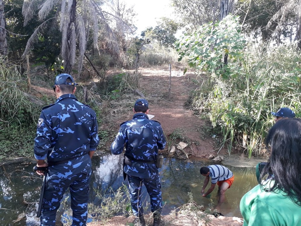 Secretaria de Meio Ambiente de Montes Claros fiscaliza suspeita de apropriação em área de preservação do Córrego Pai João