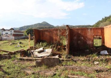 Prefeituras discutem adesão à ação internacional contra mineradora pela tragédia em Mariana