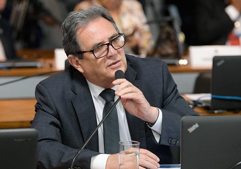 Vai ao Plenário projeto que regulamenta controle de pragas urbanas