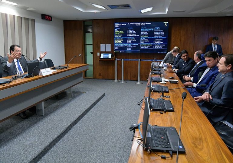Prédios públicos deverão aproveitar água da chuva e instalar telhados verdes