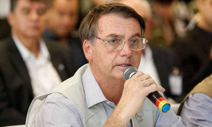 Bolsonaro deve incluir militares na proposta da Previdência, diz secretário
