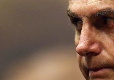 Associação dos Servidores responde ameaças de Bolsonaro sobre "ponta da praia": tomaremos medidas cabíveis