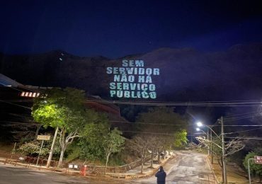 Sindicatos projetam protestos contra reforma de Zema em prédios de BH