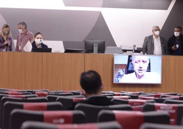 Impactos negativos da reforma administrativa são destacados