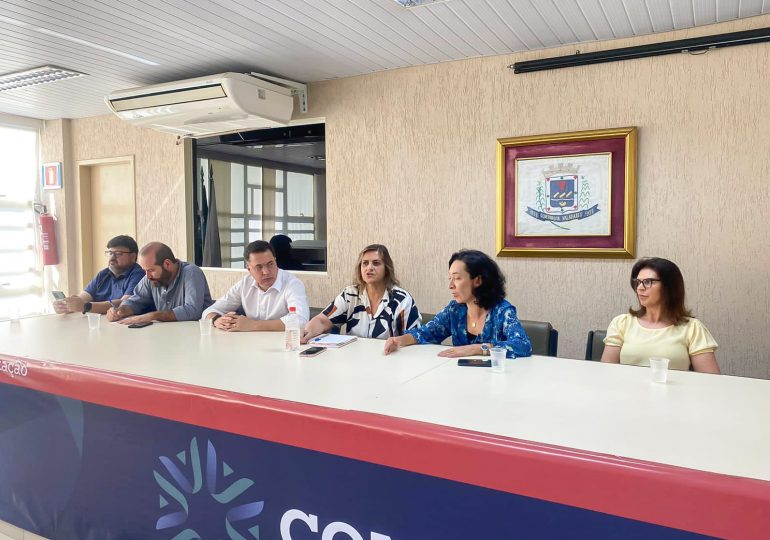 Servidores da Regional Leste se reúnem com dirigentes do Sisema em Governador Valadares