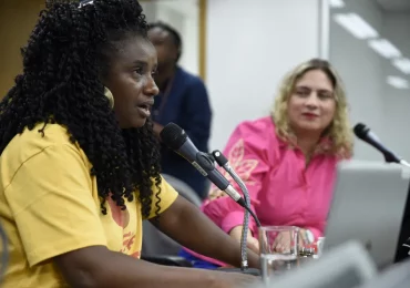 Sindsema comemora  sanção da lei de combate à violência política contra mulheres